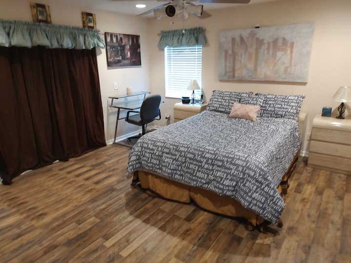 Главна спалня 1 Двоен матрак телевизор 