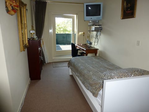 Schiphol Amsterdam room to rent
