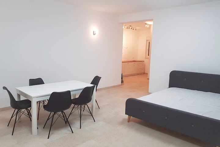 Modern Studio Apartment In Medieval Bale - Istria