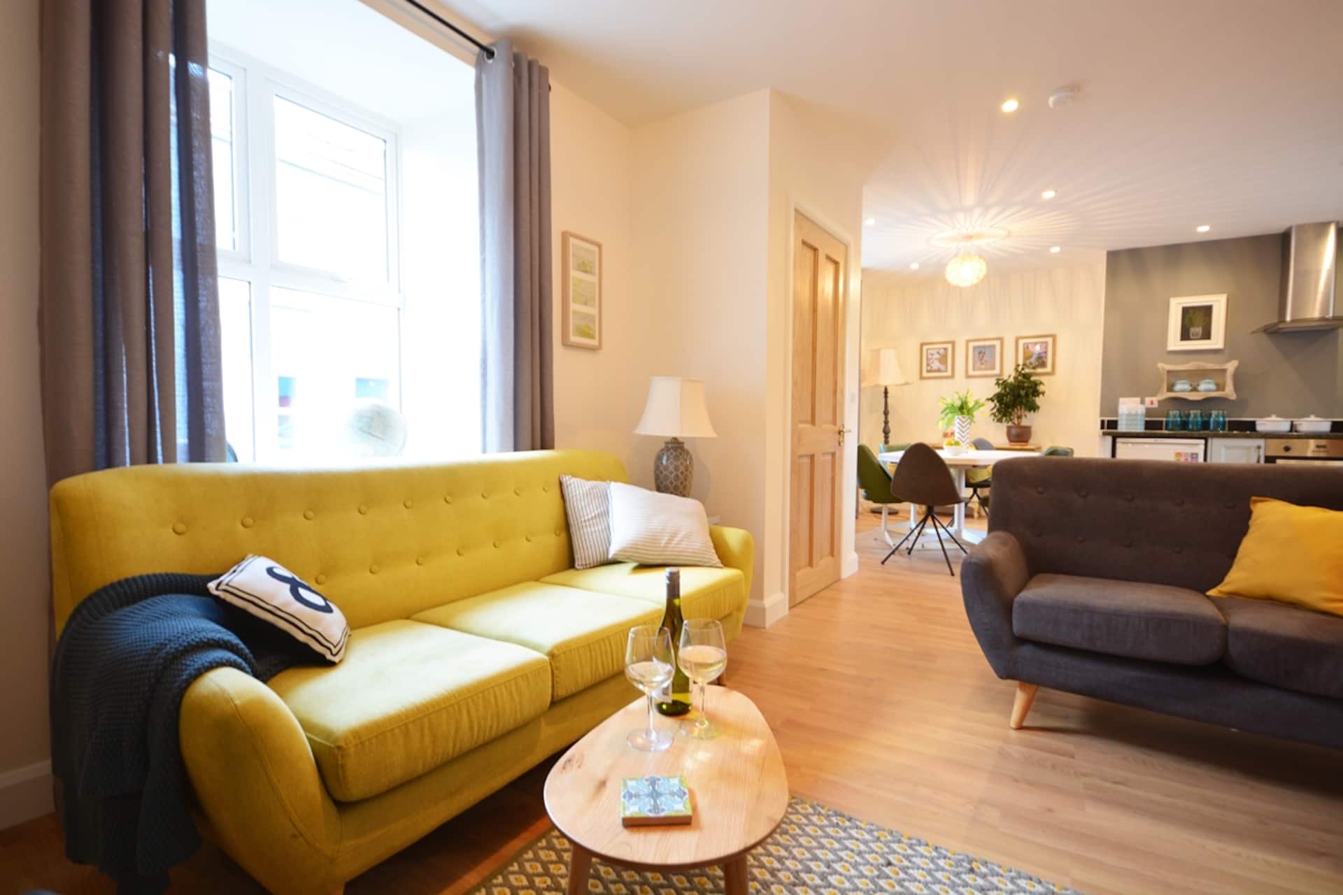 MORNING SIDE - Great Location In Dingle Town!