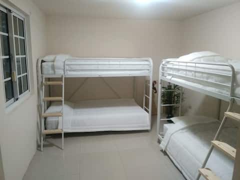 편한 잠자리 4인 침대 도미토리