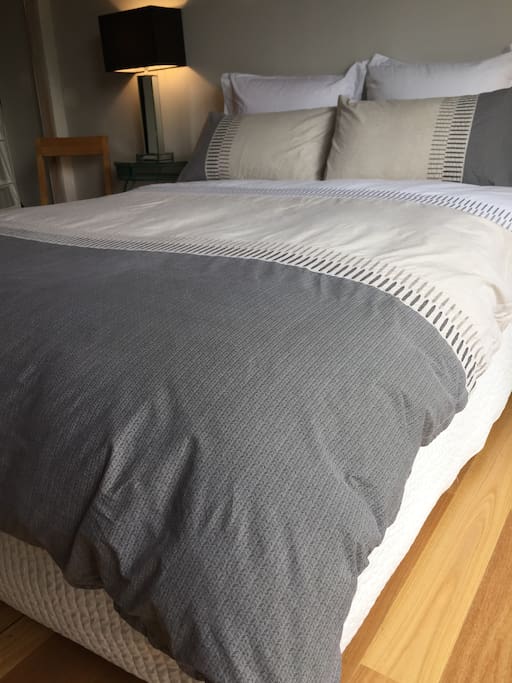 Queen bedroom
