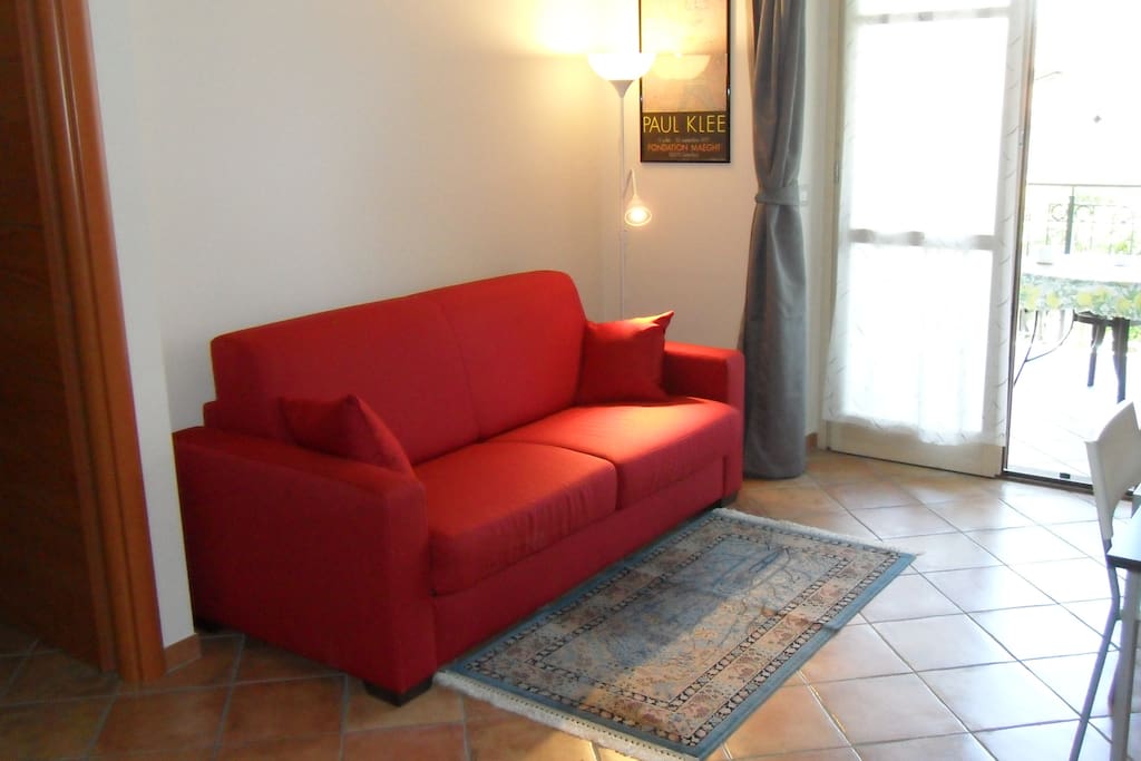 Soggiorno con divano letto