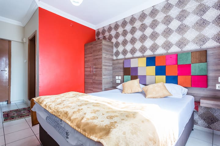 Double Bed Room - B&B, WiFi - Twenty Hotel