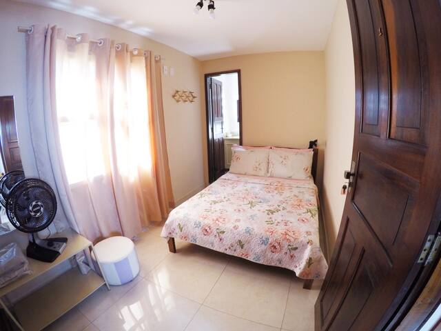1 Double Suite with Shared Kitchen