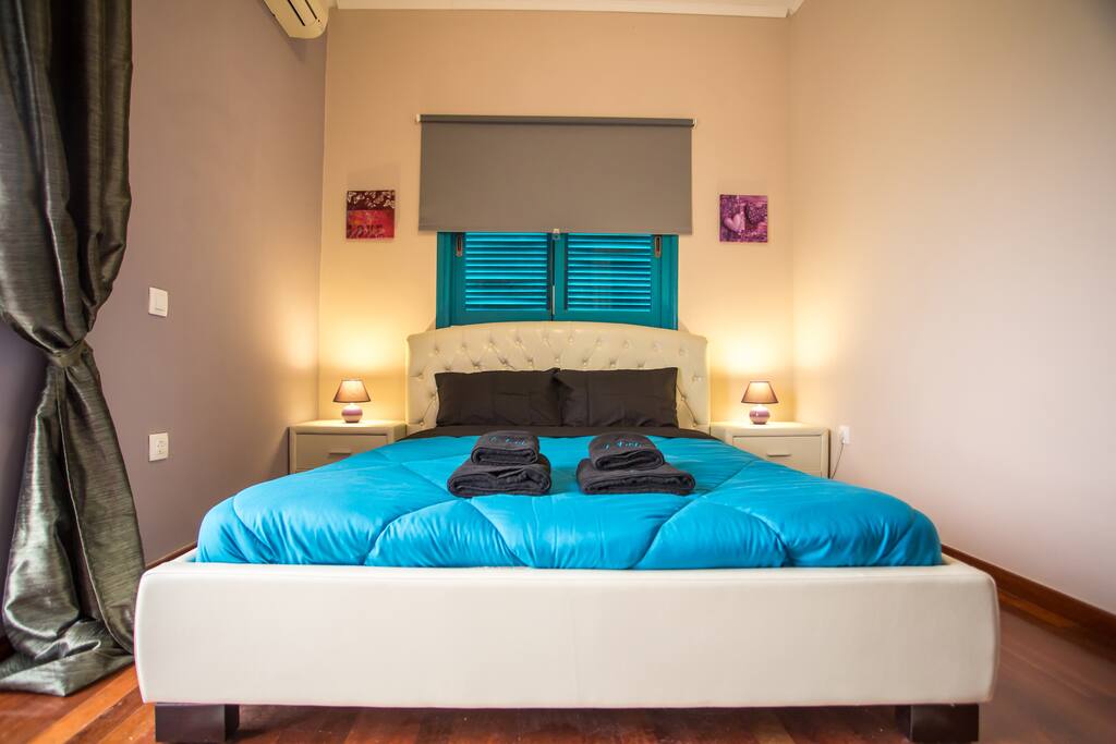 Comfortable double bed