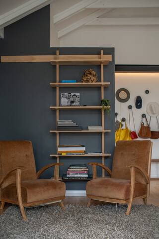 Modern house in Oranjezicht gallery image 5