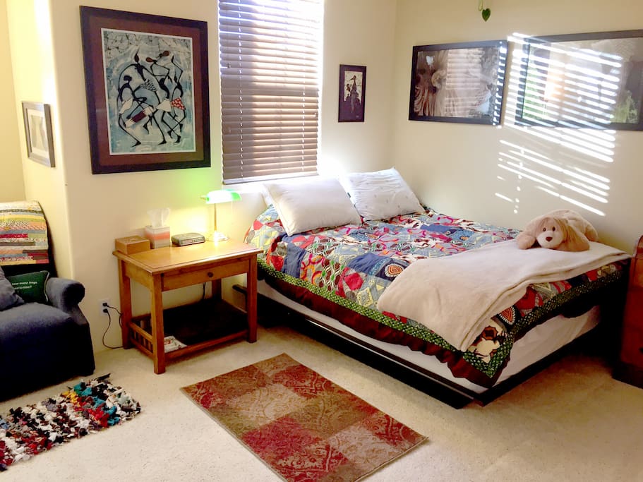 Bedroom with queen bed