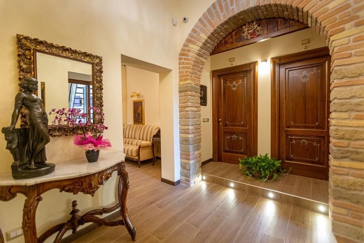 Kings Home In Rome, Piazza Vittorio Emanuele II 31