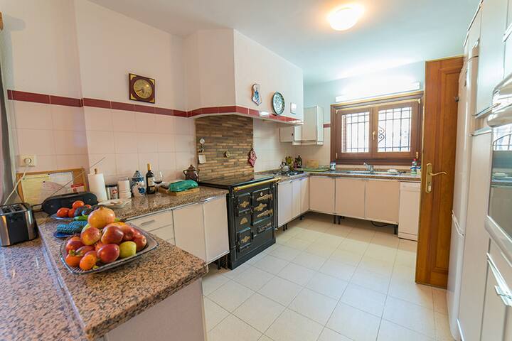 listing_image