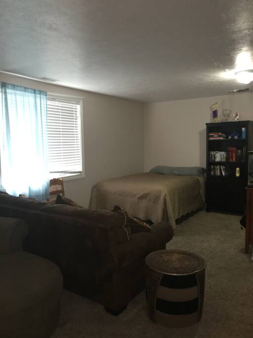 Queen bed