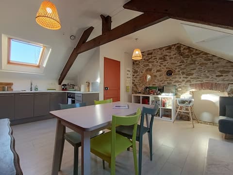 Charming apartment near the beach