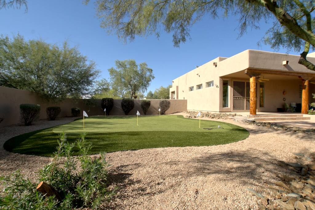 New 5 hole putting green