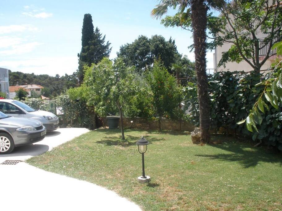 Garden and parking space