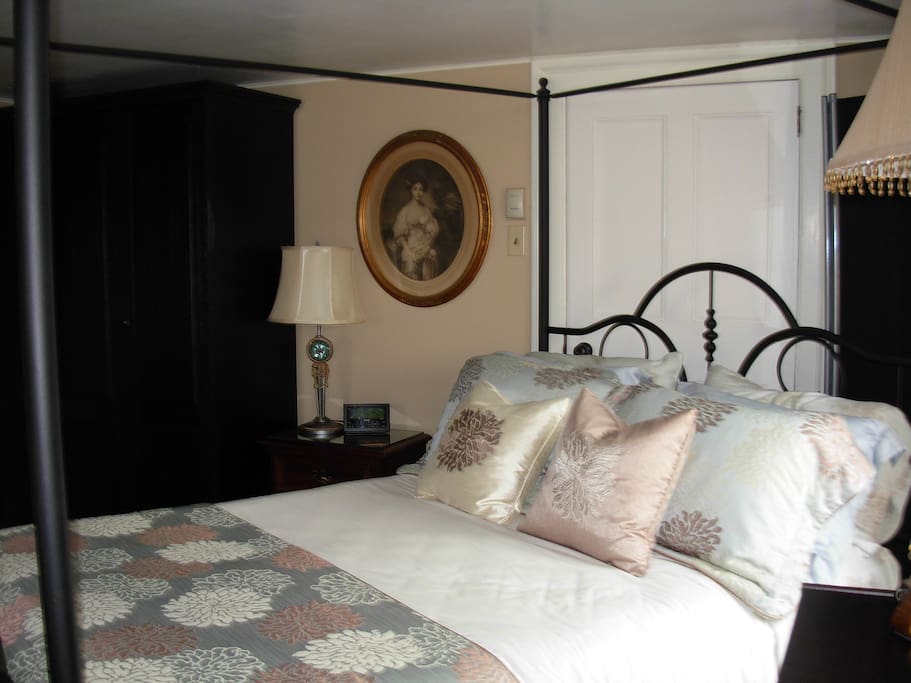 Queen bed