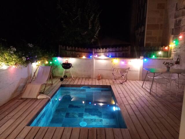 Maison de ville à Bordeaux (avec stationnement)