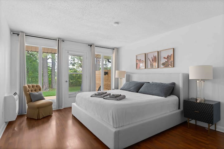 Listing in Prince Edward