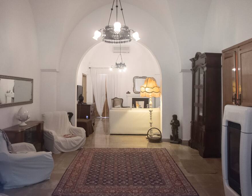 Entrata living su salone.