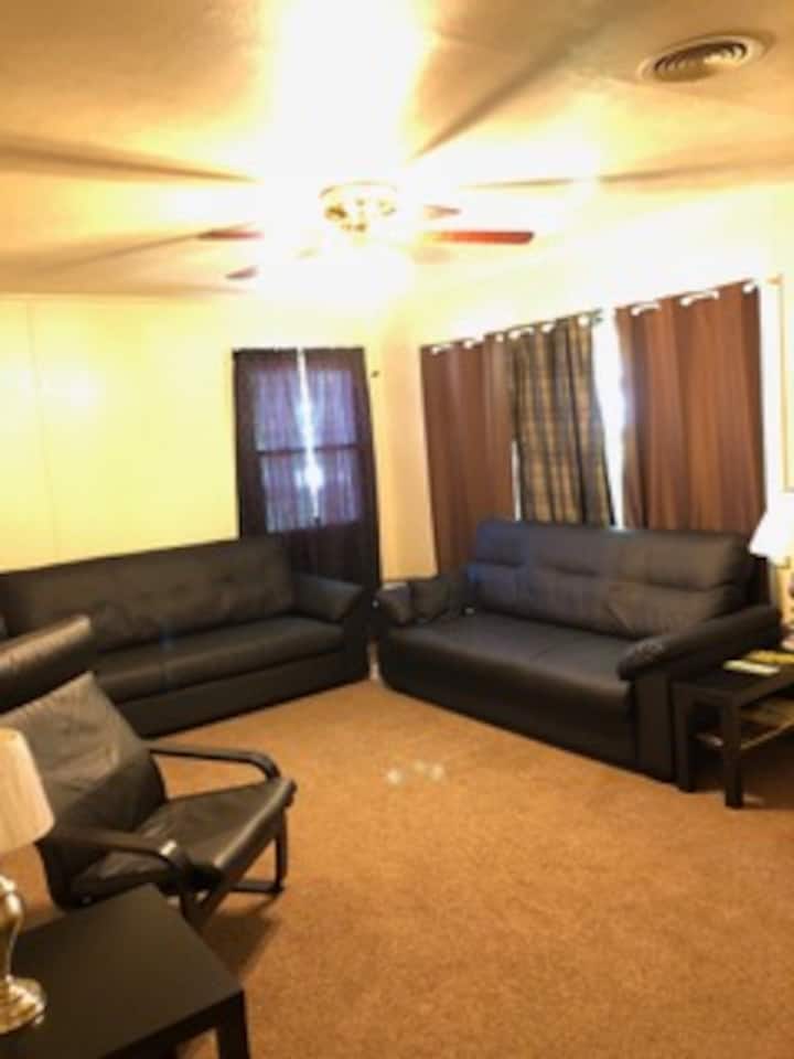 10 Best Airbnb Vacation Rentals In Wilmington, Ohio Updated 2024