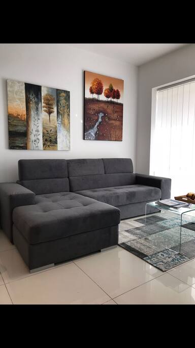 Cosy 1 Bedroom Apartment Corner Away Fromseafront
