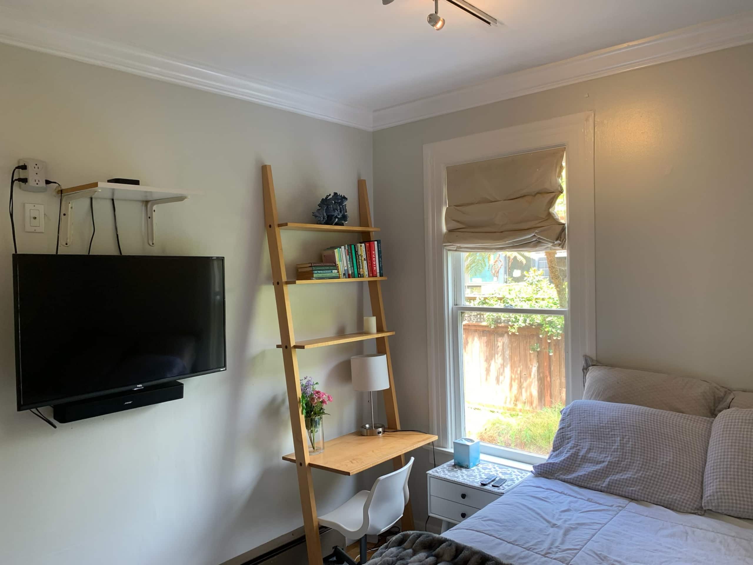 Condo in San Francisco · ★5.0 · 4 bedrooms · 4 beds · 3 baths - Image 18