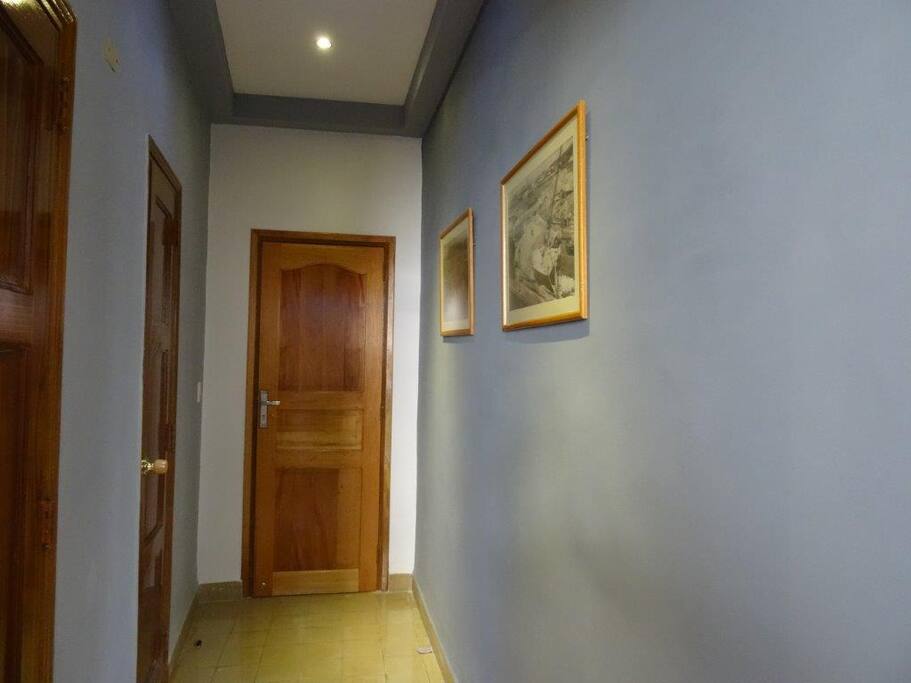 Pasillo de entrada al apartamento