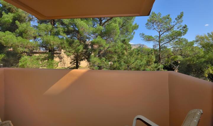 Vacation Townhome - Hot Tub, WIFI-L