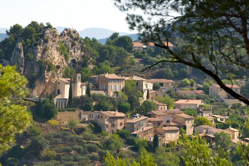 Beau village provençal