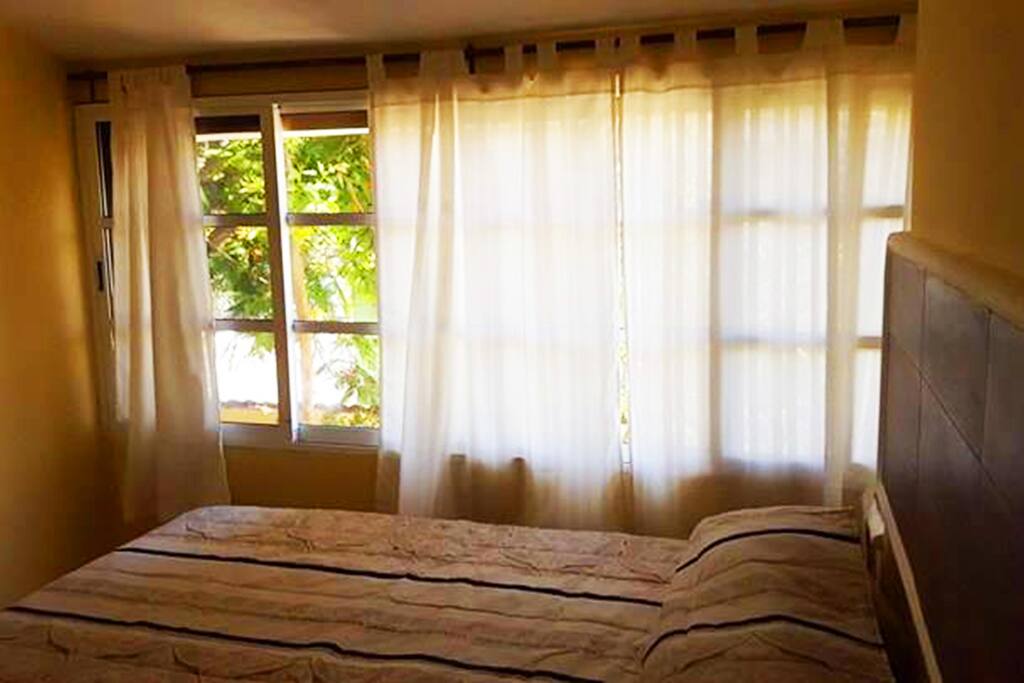 Dormitorio cama matrimonial