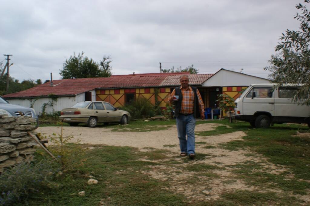 Здесь живём и паримся