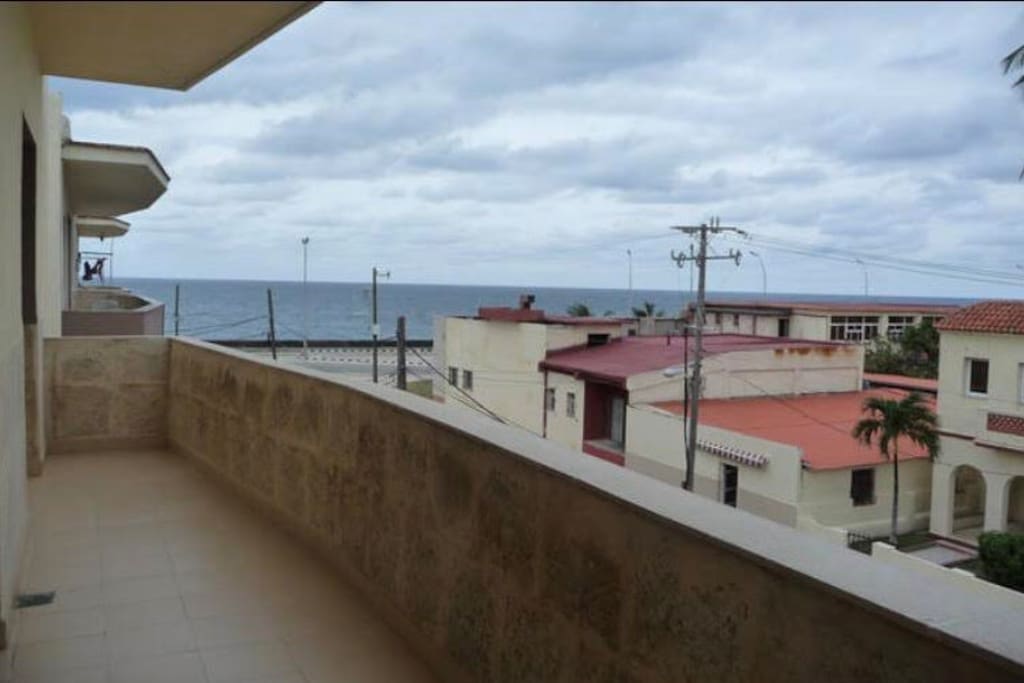 Terrace facing the sea
