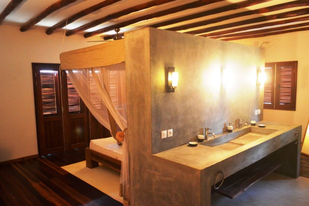 SALLE DE BAIN
VILLA MENA