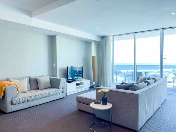 Ocean View 3 Bedrooms In Heart Of Surfers Paradise - Surfers Paradise