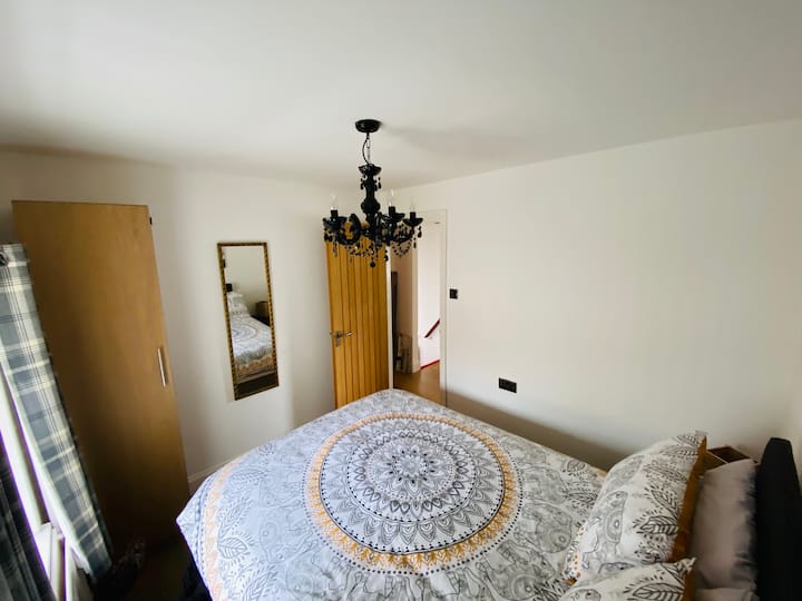 Slaapkamer met tweepersoonsbed