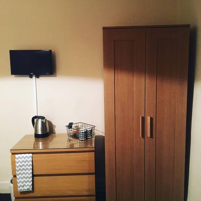 Room 5