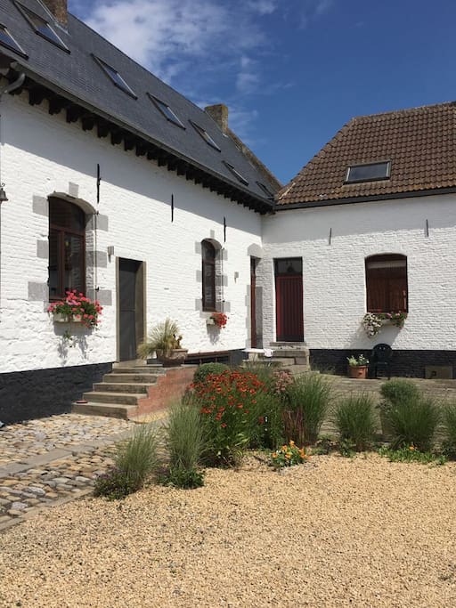 Vue de l'entrée de la maison