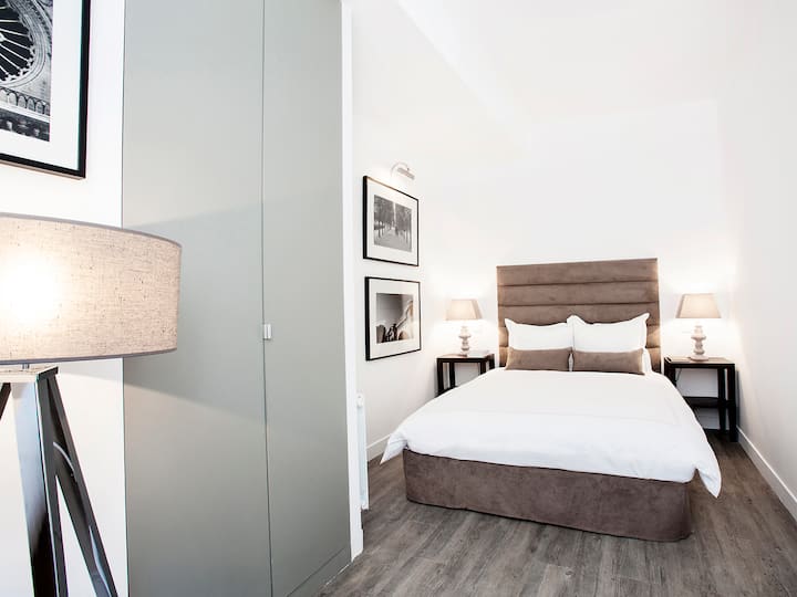 EN: Втора спалня с двойно легло и спално бельо /
FR: Втора спалня с двойно легло и спално бельо 
