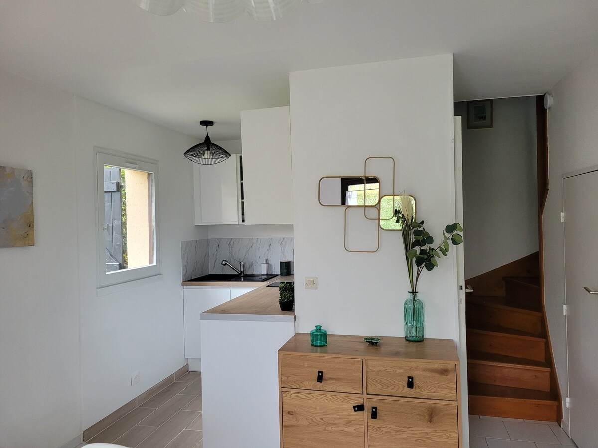 Top performing Airbnb: Normandy house with garden in Houlgate