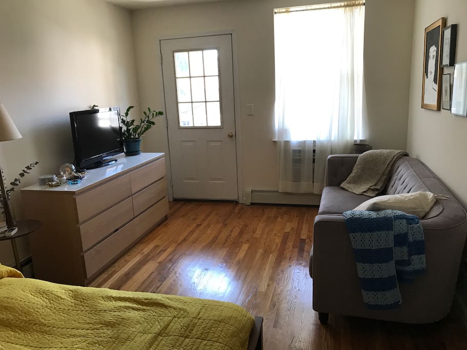 10x16 ft of living space!