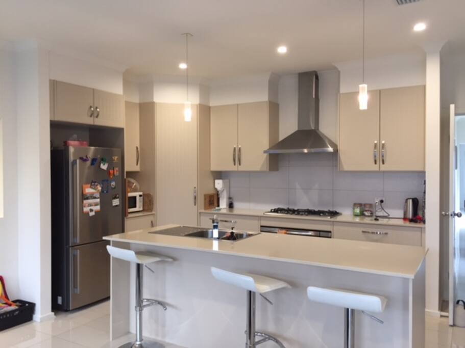 Common area kitchen all new appliances.