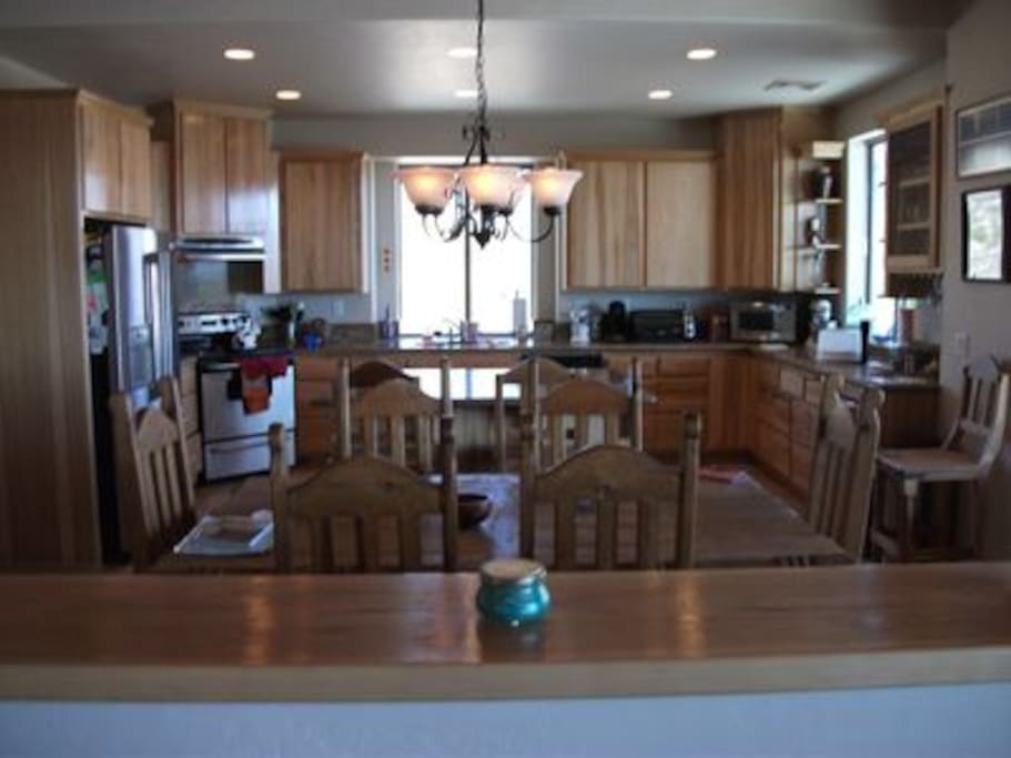 Kitchen/Dining area