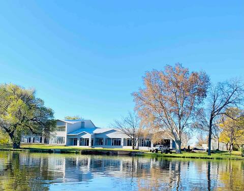 Vaal River - Millionaires Bend for 12 people