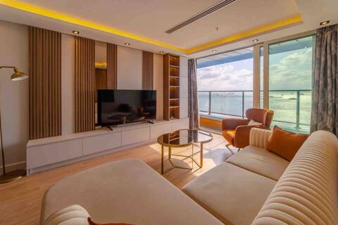 Radisson Blu/Ottomare Suites luxury flat