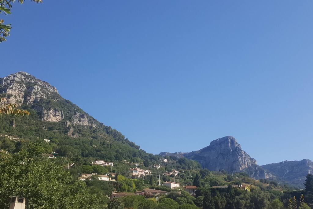 vue sur les baous