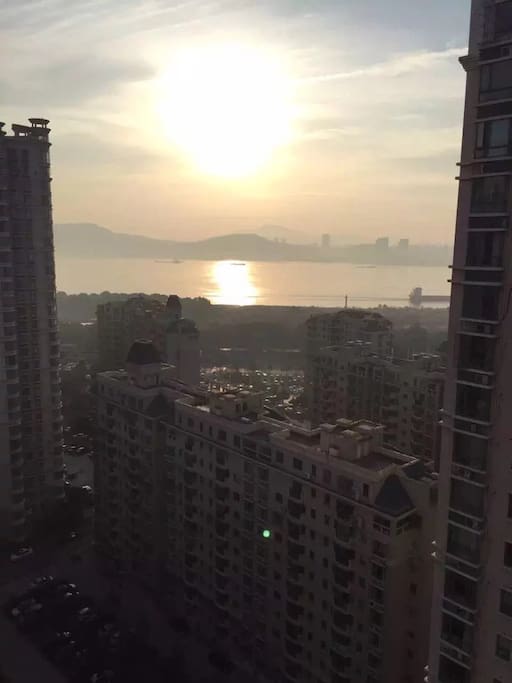 长江日出