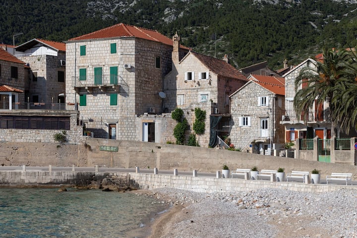 10 Best Airbnb Vacation Rentals On Vis, Croatia - Updated | Trip101