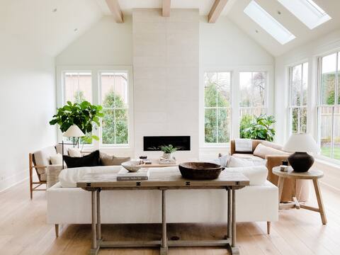 Luxury family home steps from the ocean