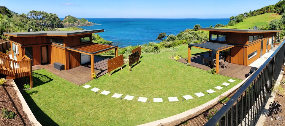 Knights in Residence, on the Tutukaka coast, Tutukaka, Northland, New Zealand, photo 4 of 10