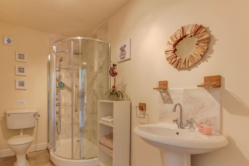 Bathroom with Spa Shower