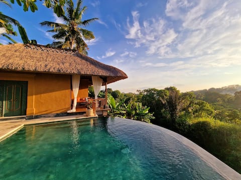 Paradise in the Best Spot of Ubud: House of Lights
